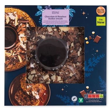 Specially Selected Chocolate & Hazelnut Stollen Wreath 840g