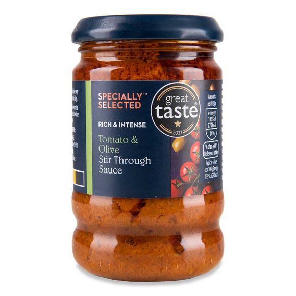 Specially Selected Tomato & Olive Pasta Sauce 190g | ALDI