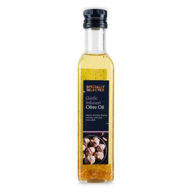 Specially Selected Garlic Infused Olive Oil 250ml