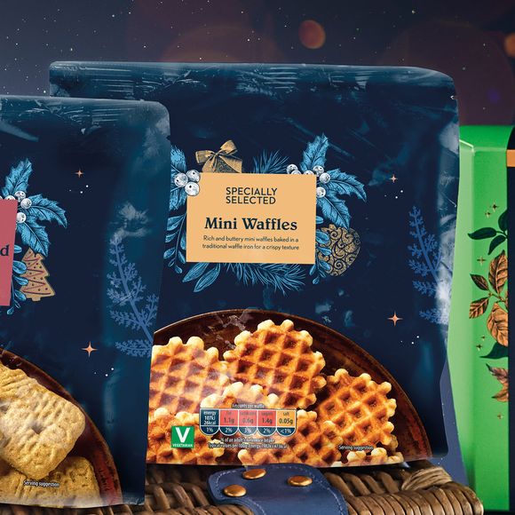 Specially Selected Mini Waffles 125g | ALDI