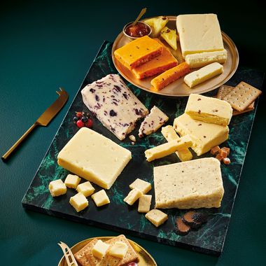 Specially Selected Wensleydale With West Country Fudge 200g