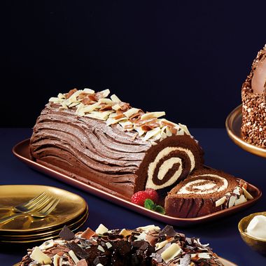 Specially Selected Hand Finished Belgian Chocolate Yule Log 1 Pack